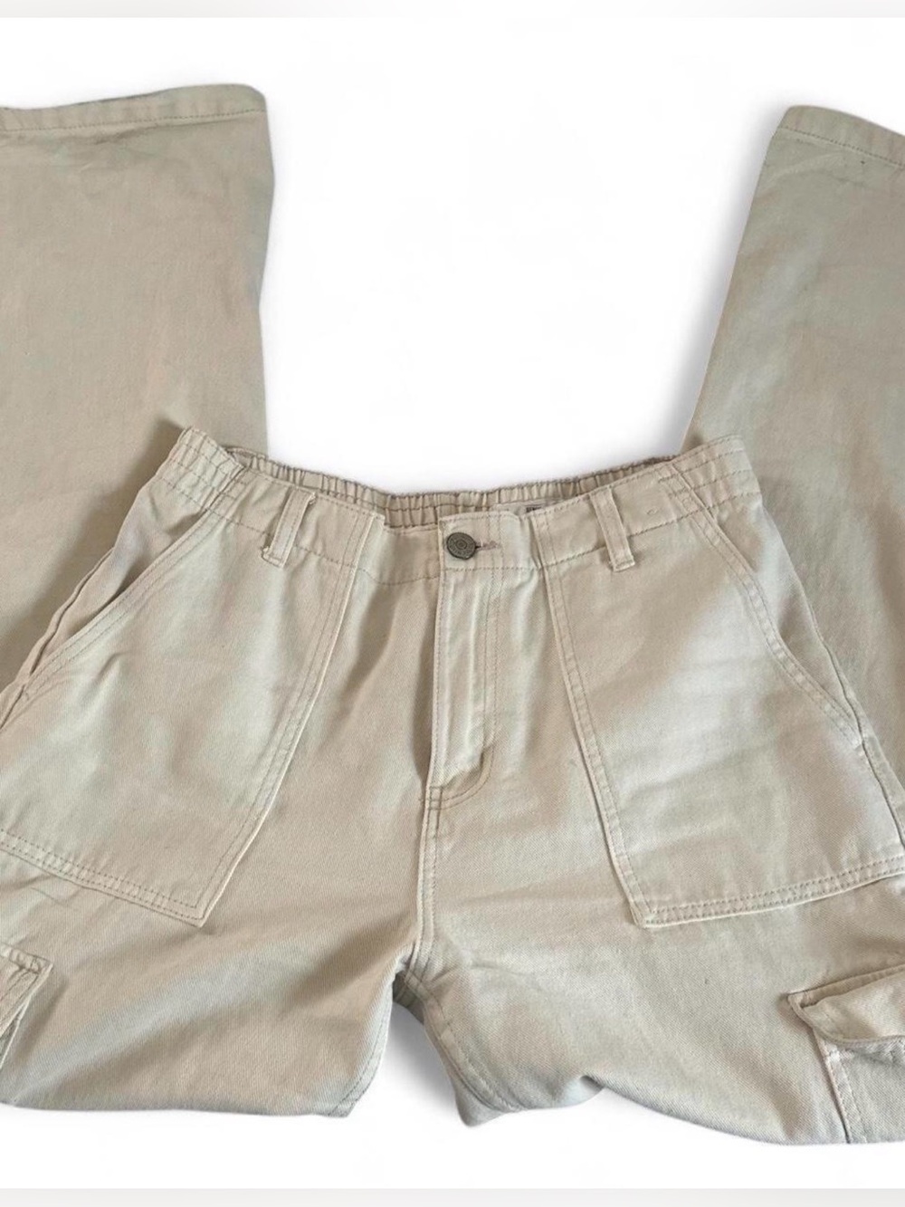 Women’s Cargo Pants in Light Tan
